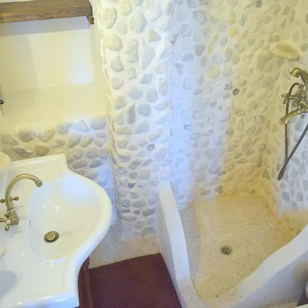 Araklis Holiday home