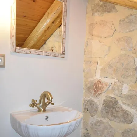 Holiday home Araklis